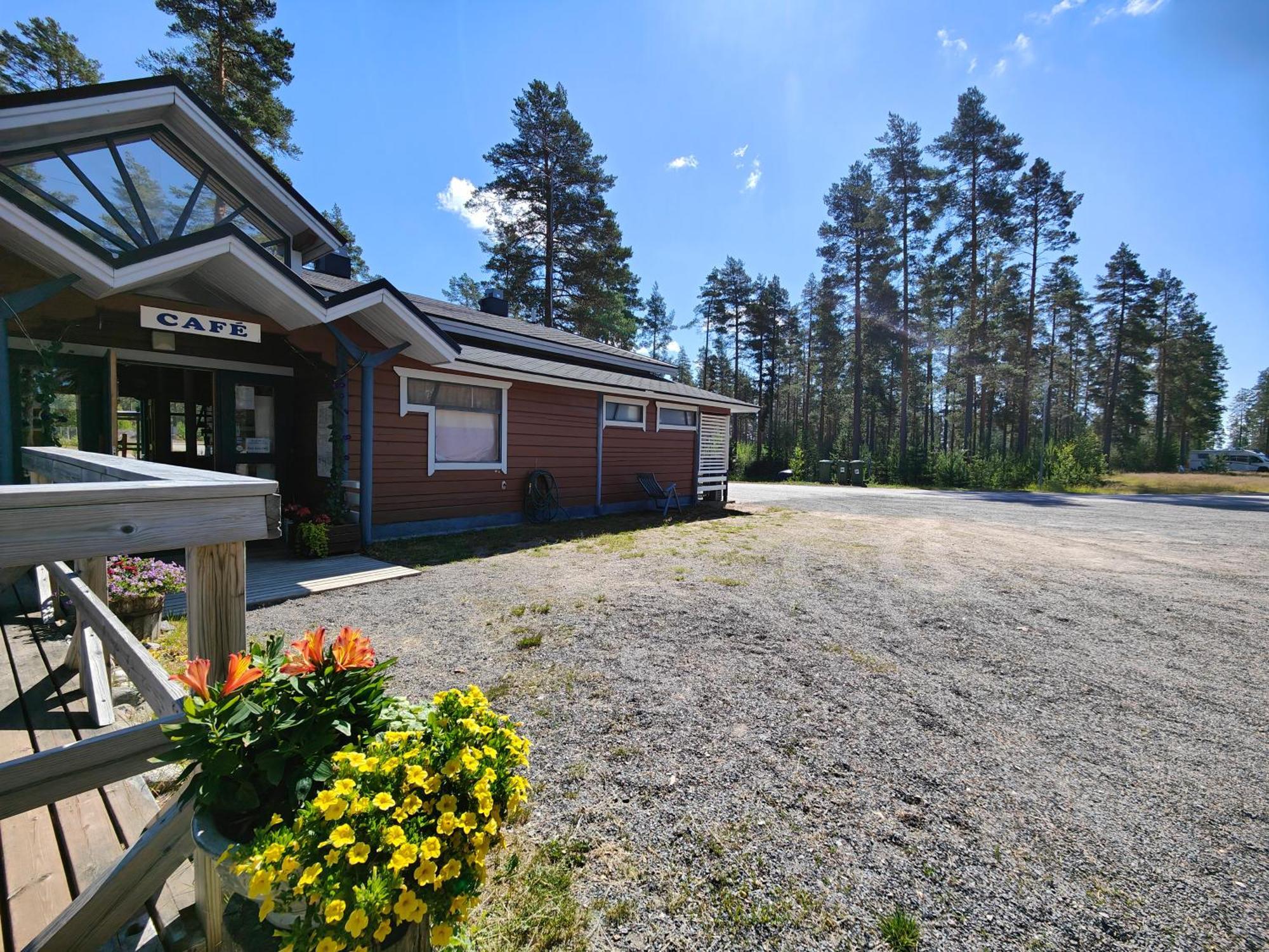 Ahvenlampi Camping Saarijärvi Exterior foto