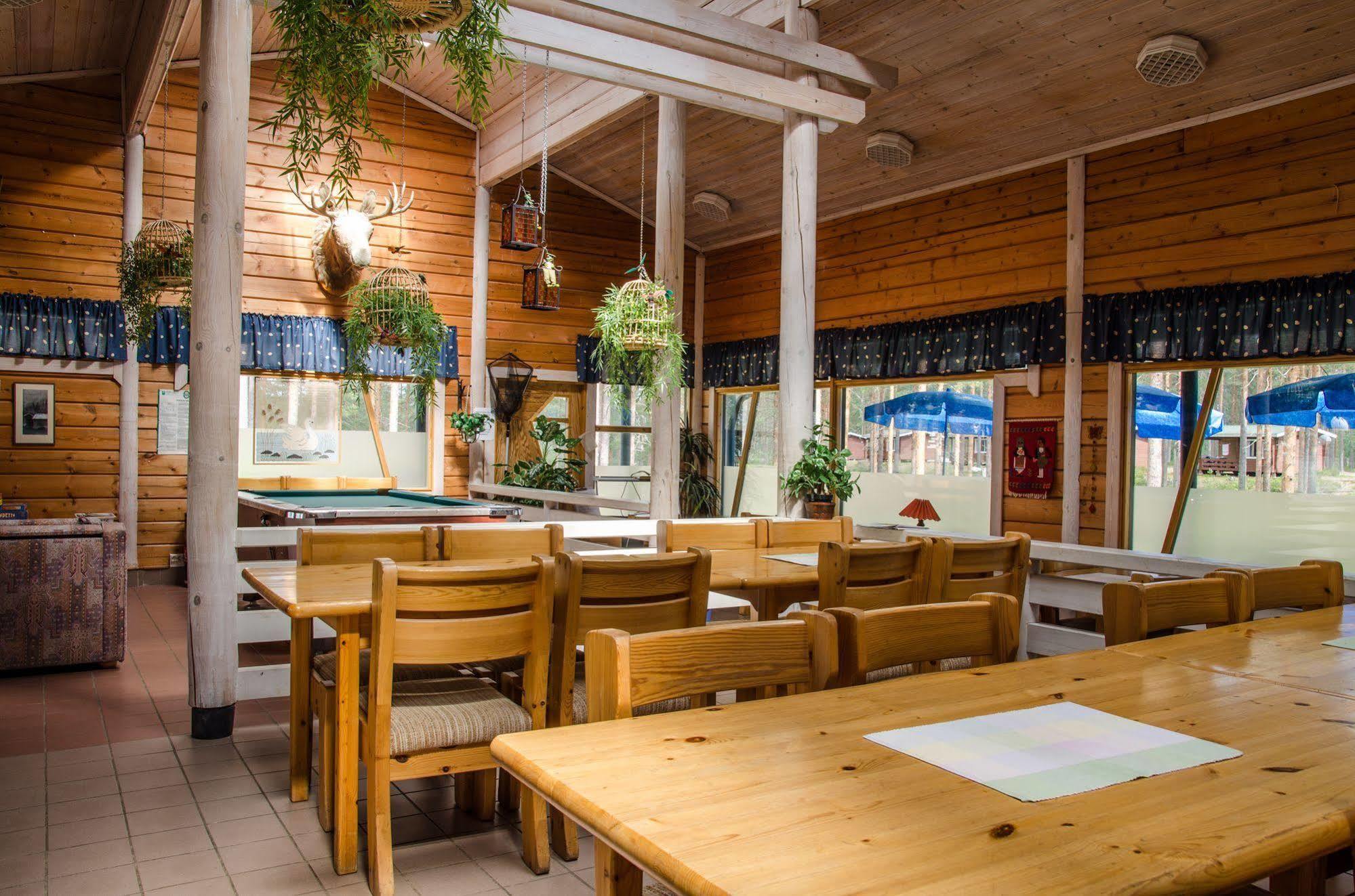 Ahvenlampi Camping Saarijärvi Exterior foto