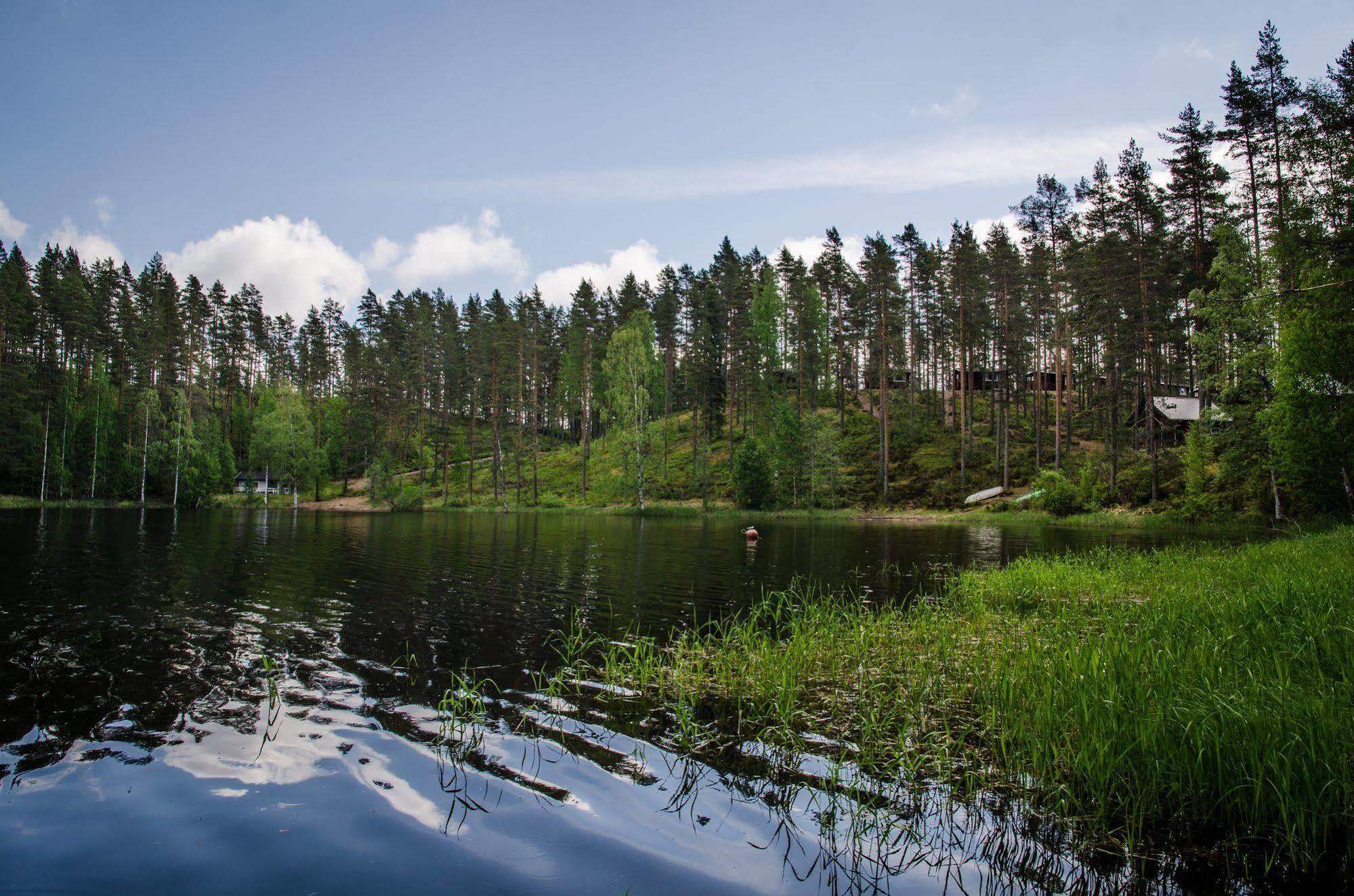 Ahvenlampi Camping Saarijärvi Exterior foto